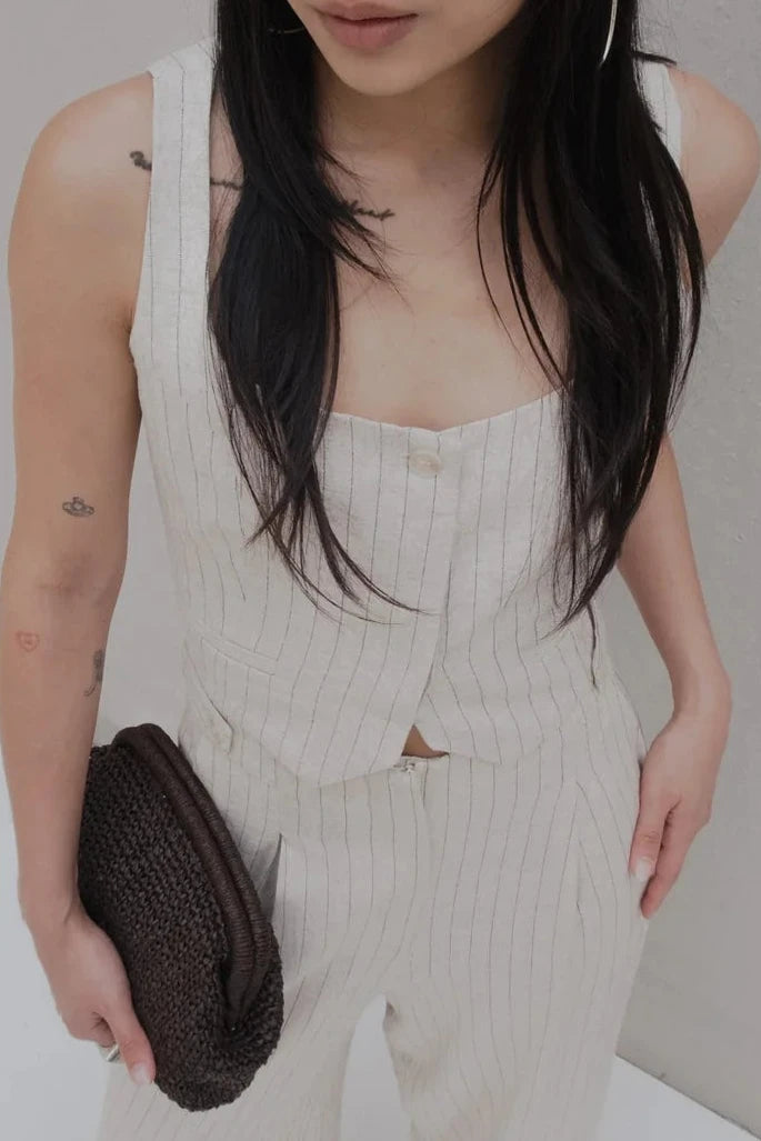 Gilet court avec lin rayé beige assorti