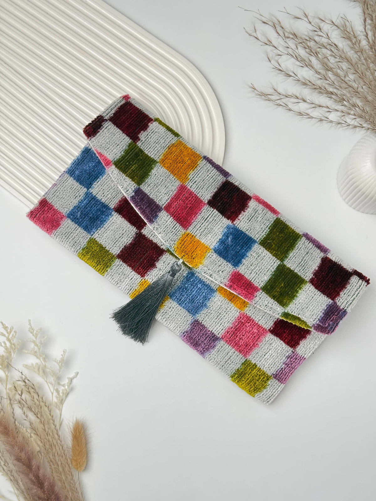 Pochette ikat en velours de soie - Sac à main bohème mosaïque vive
