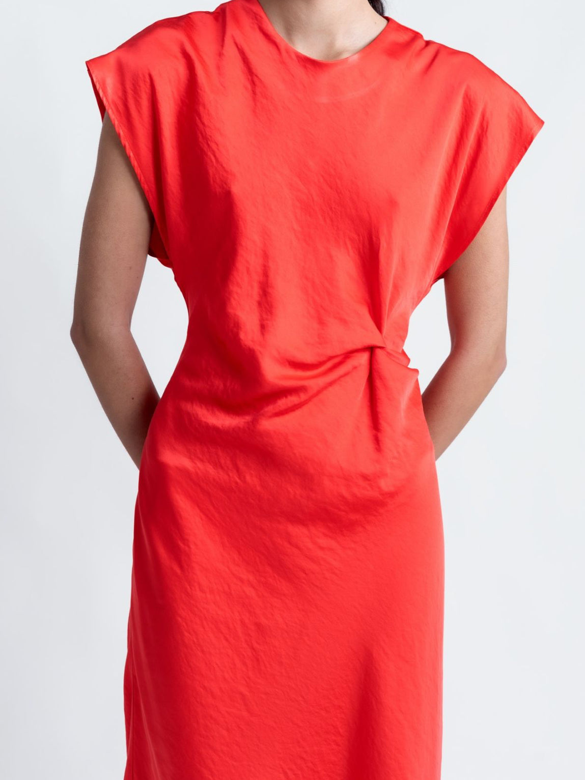 Robe nouée longue rouge