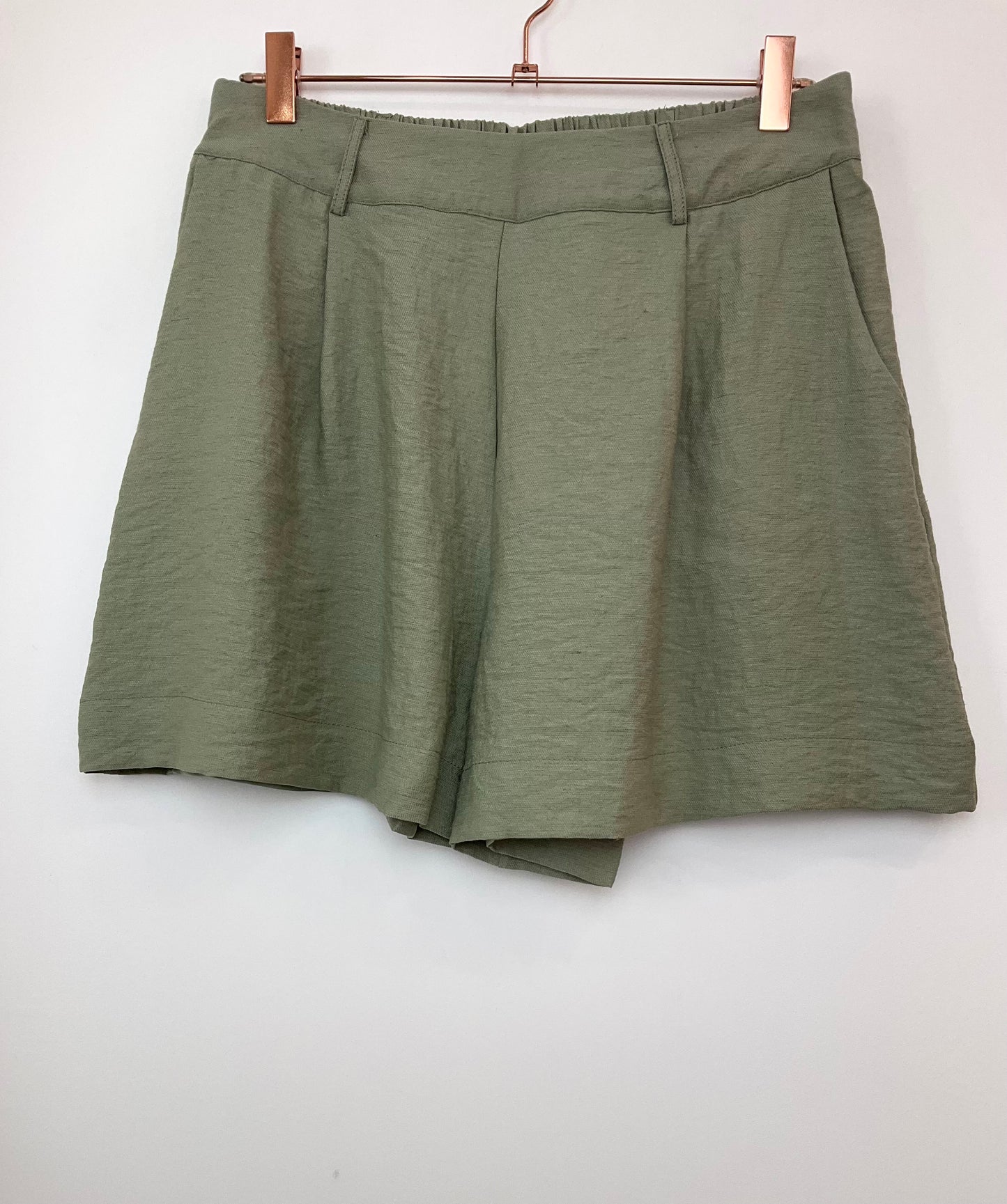 Short viscose doublé