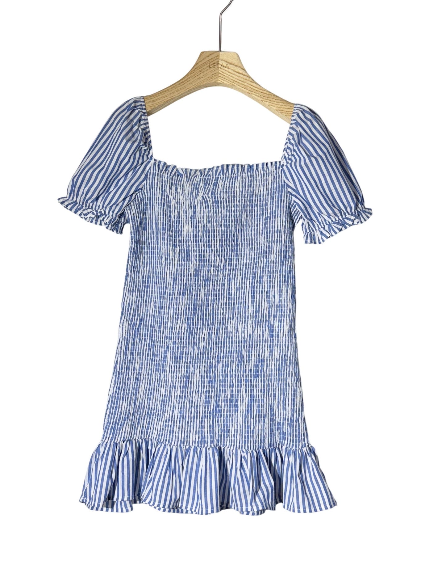 Robe courte rayé bleu et blanc smocks