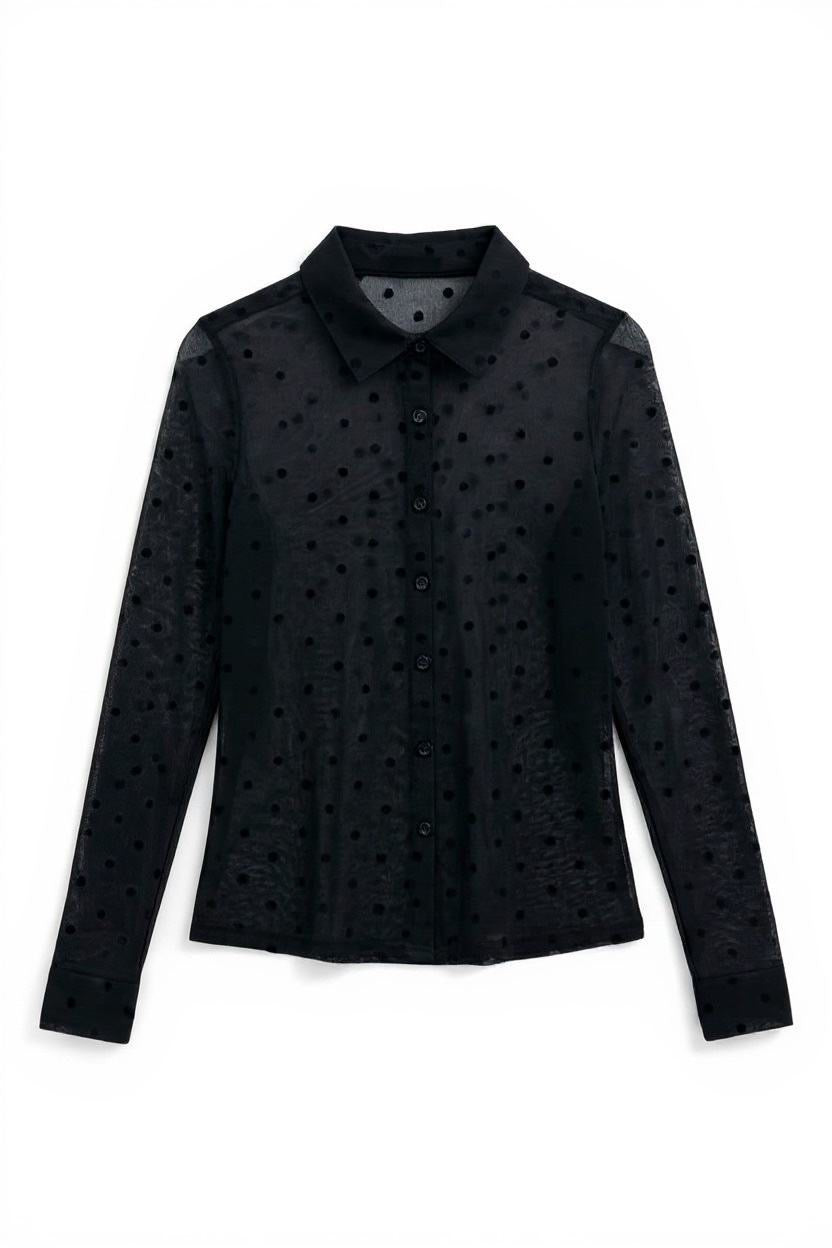 Chemise noire à pois en tulle