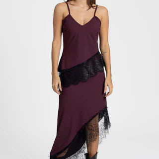 Top asymétrique dentelles bordeaux ou marron