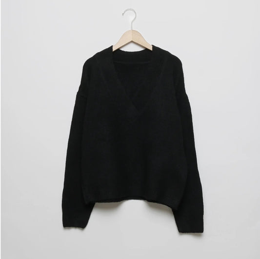 Pull noir col V