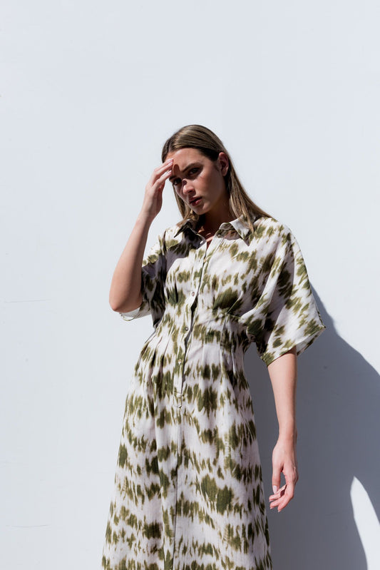 Robe imprimé ty-dye beige et vert manches (1)