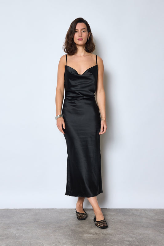 Robe satin mi longue