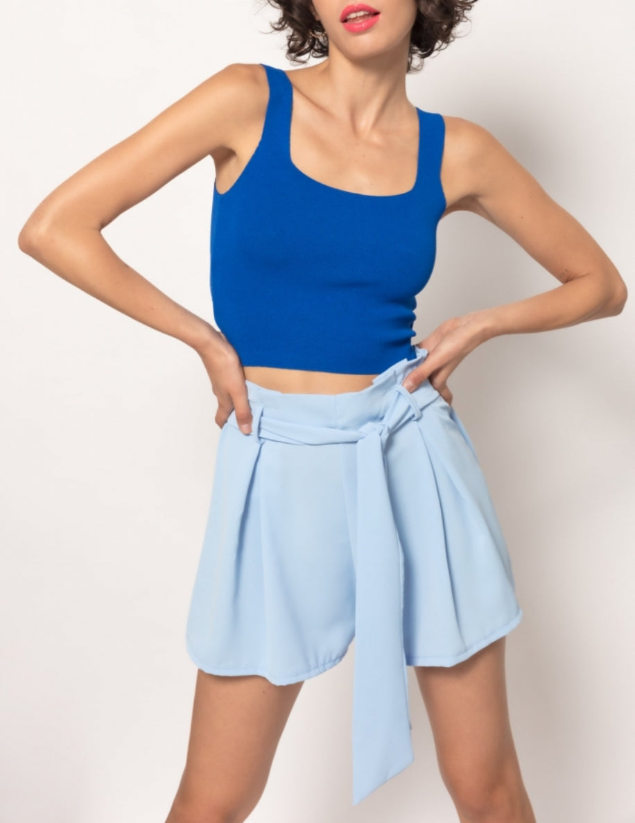 Short bleu