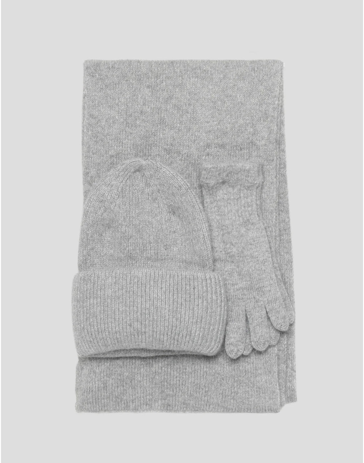 Ensemble gants, bonnet et écharpe