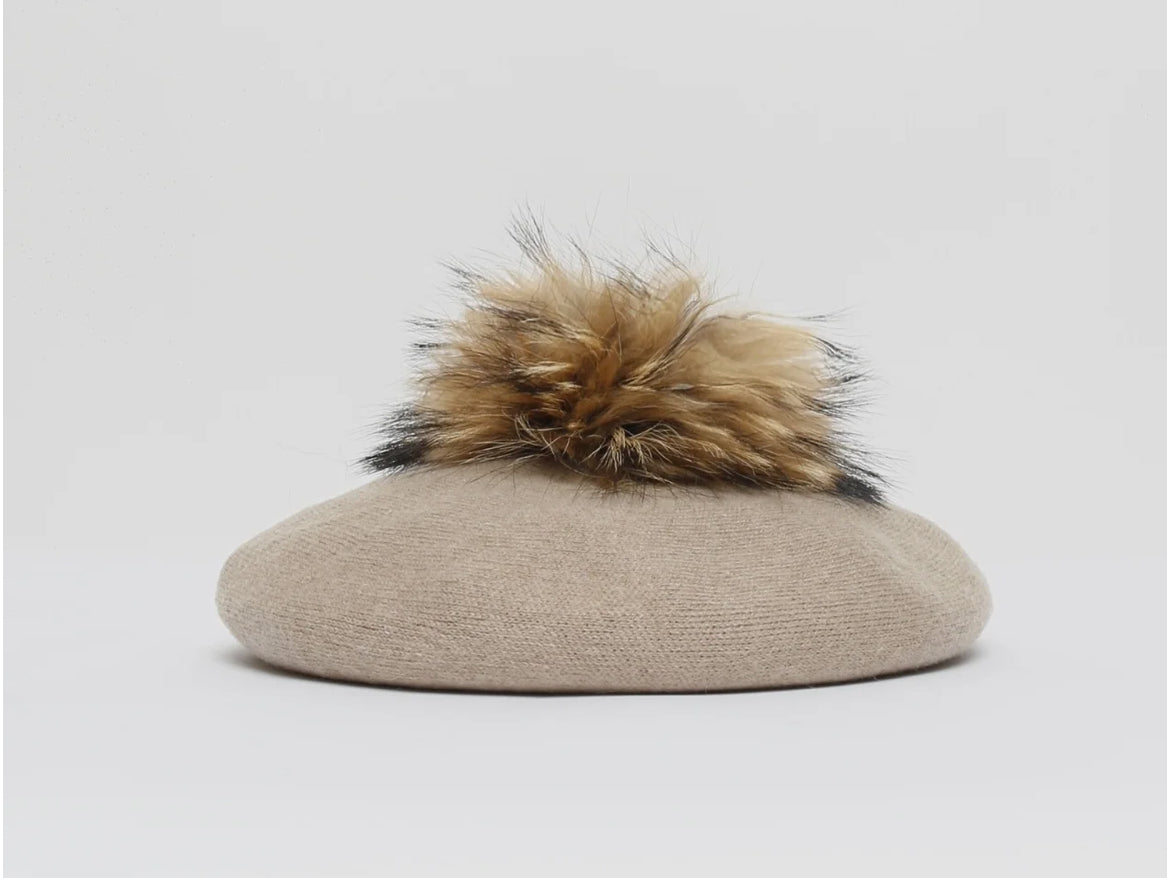 Béret pompon