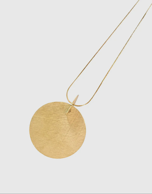 Collier géométrique rond plaqué or