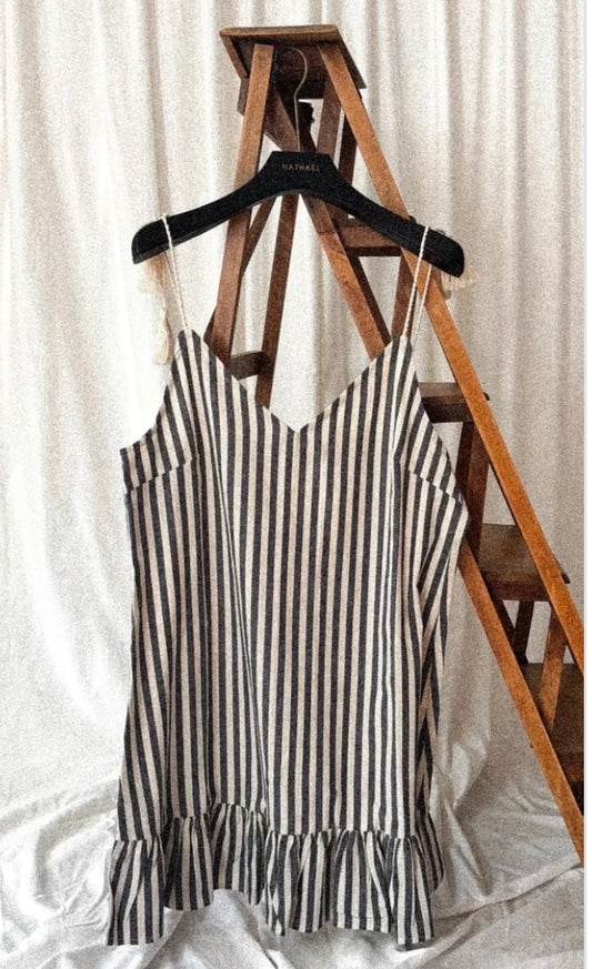 Robe rayée bleue blanc courte en coton volant et bretelles Nath