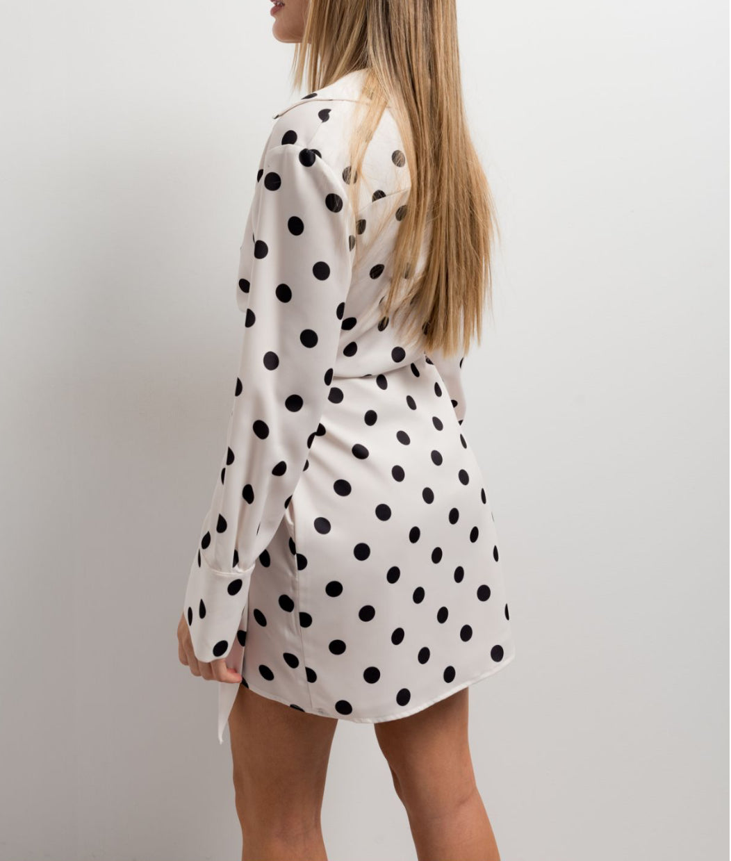 Robe pois blanche