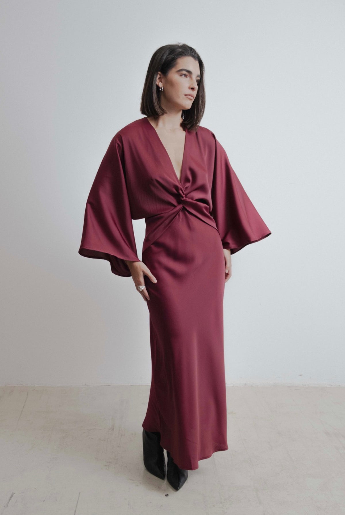 Robe à noeud en satin