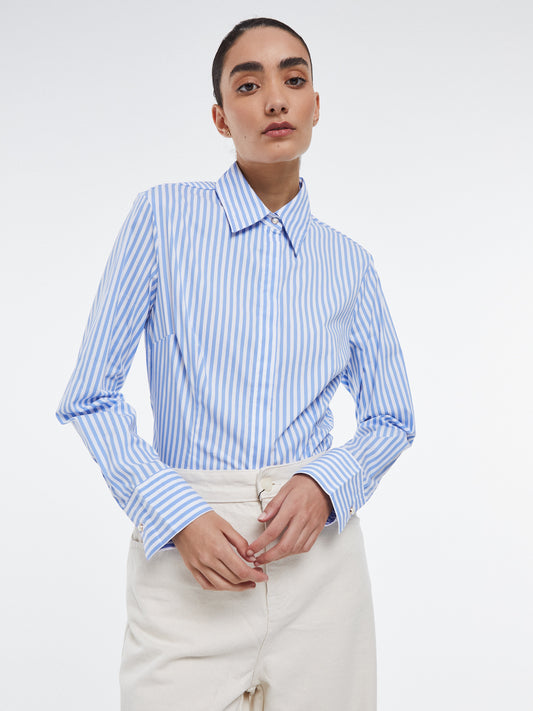 Chemise rayée bleue cintrée