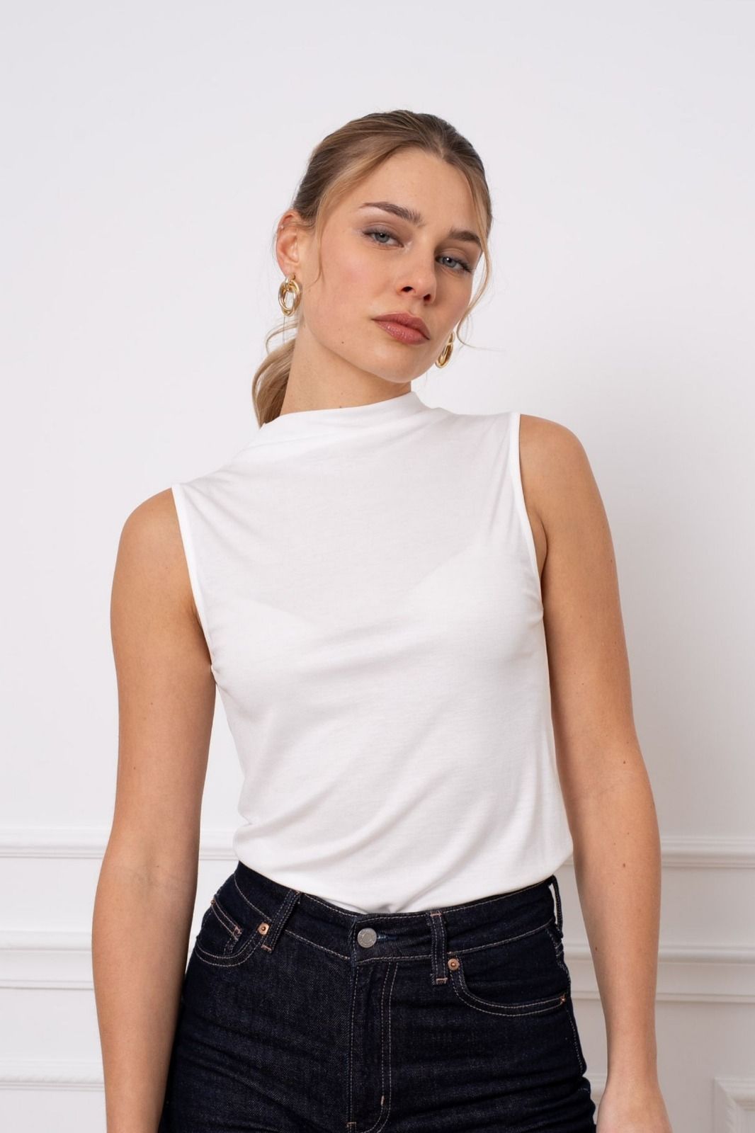 Top coton blanc sans manches