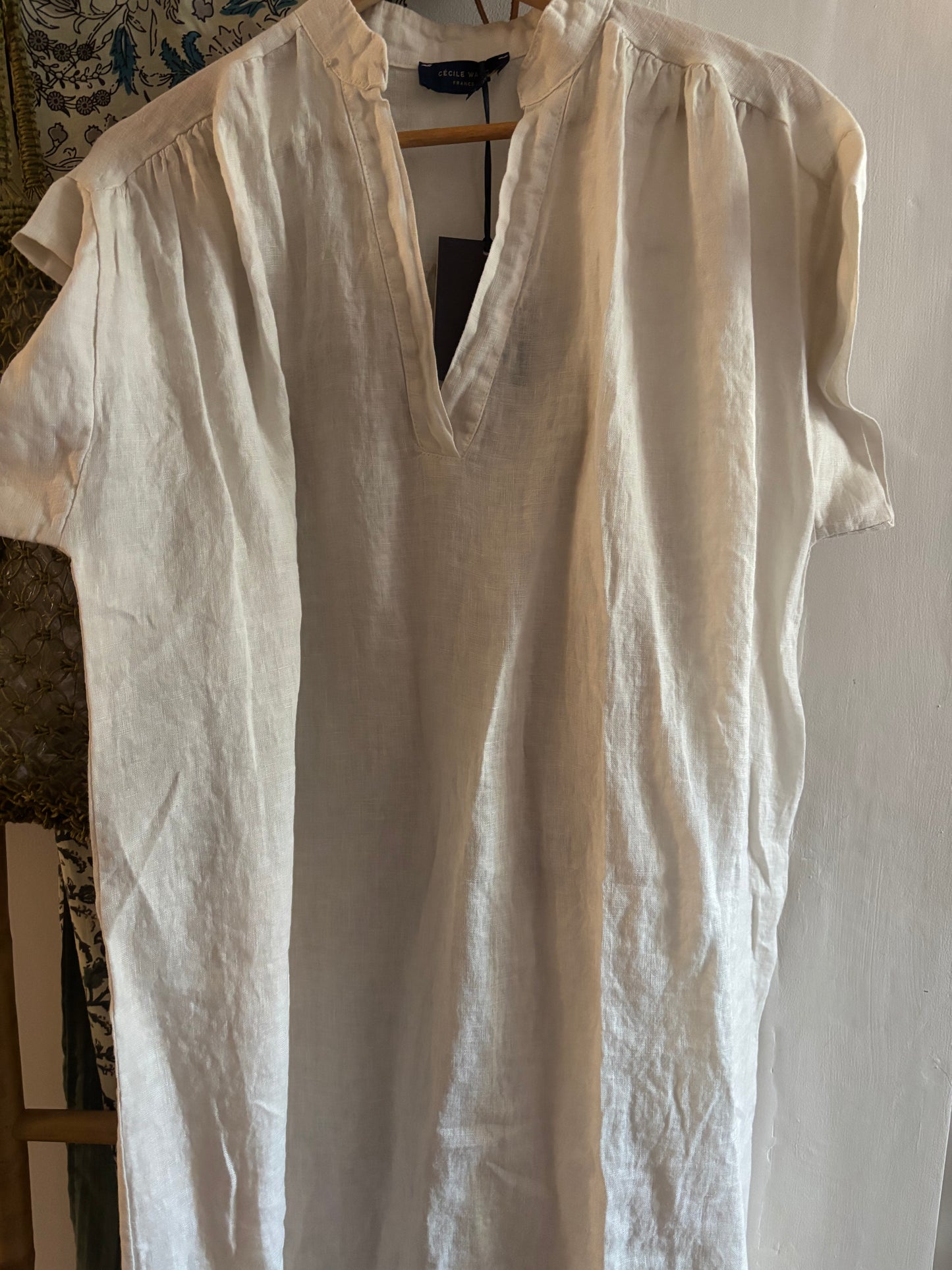Robe courte en lin coloris divers