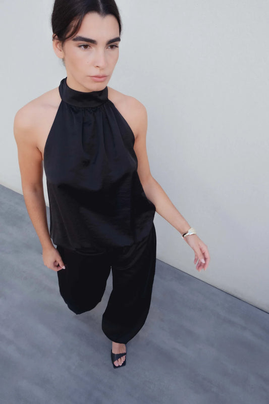 Top noir satin dos nu Elisa