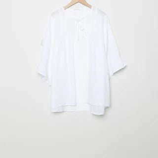 Blouse en voile de coton avec plis et manches 3/4 blanche ou rose