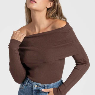 Pull bardot maille fine coloris divers