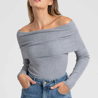 Pull bardot maille fine coloris divers