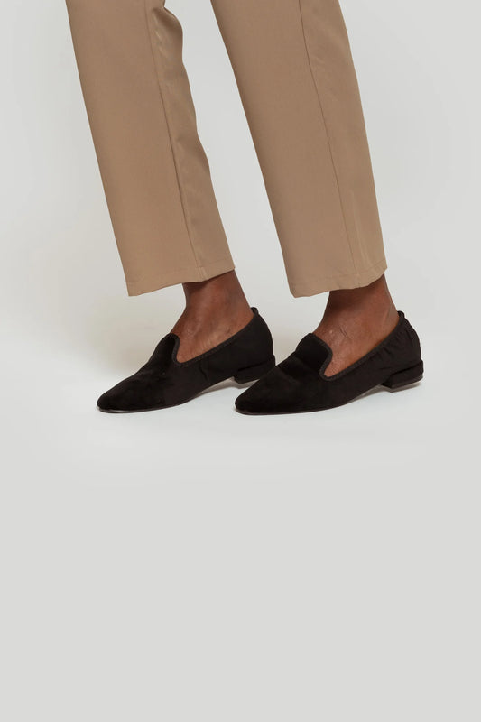 Mocassins en velours marron ou beige