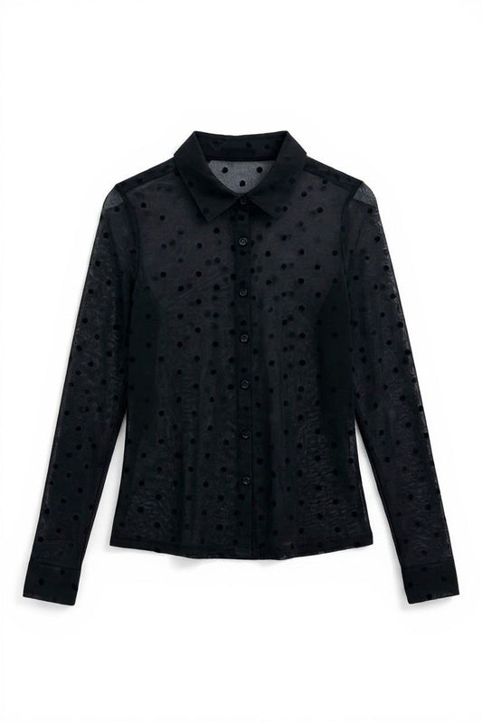 Chemise noire à pois en tulle