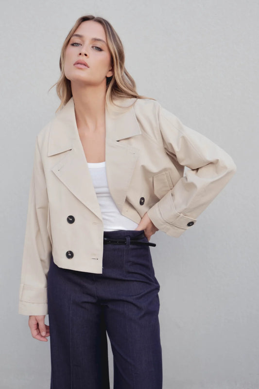 Trench court Elisa